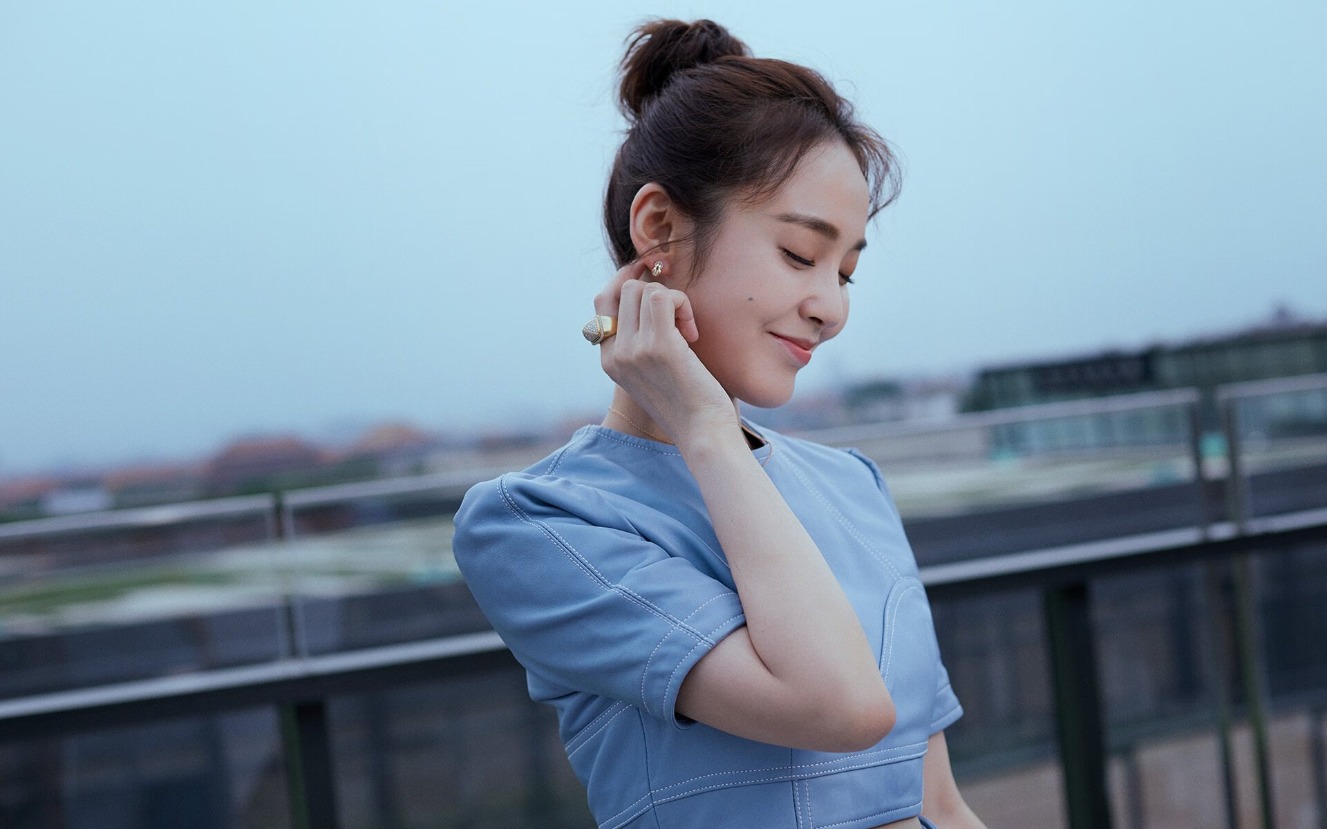 _云端游乐竞技场：虚拟现实中的极限较量_，云端俱乐部