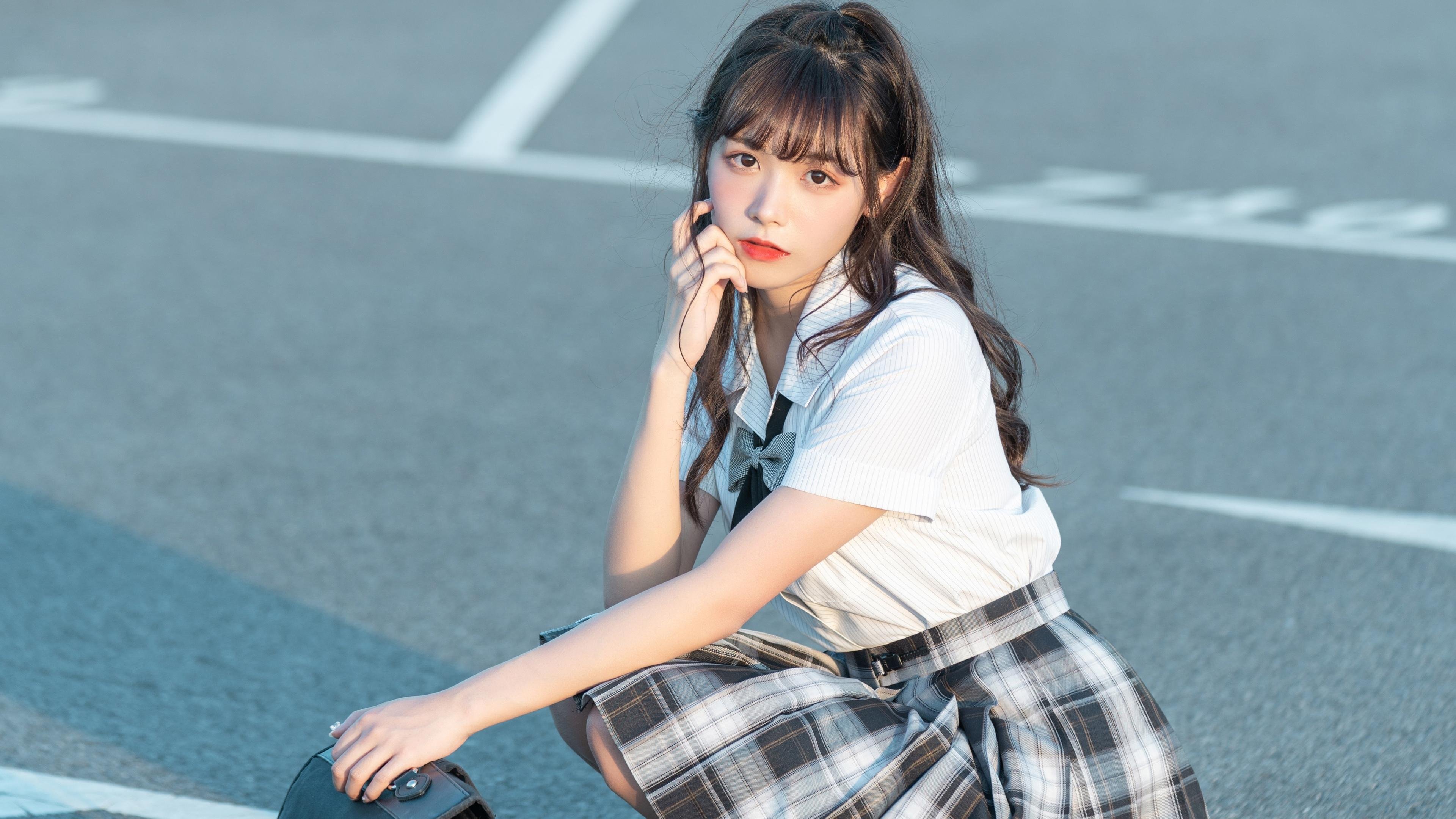 爱游戏体育（AYX）官方APP下载-_新兴户外运动：攀岩、漂流一站式体验_，国内户外攀岩场地推荐